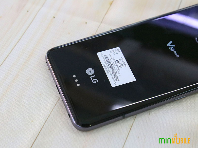 màn hình phụ của lg v50 thinq